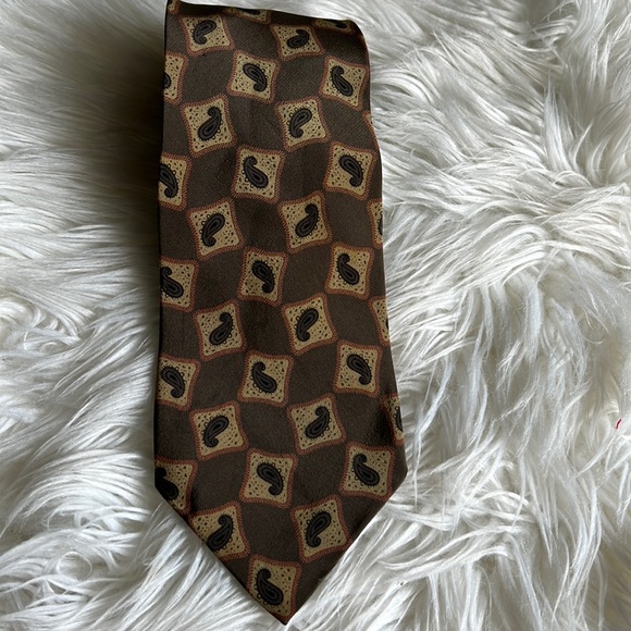 ✅ GIORGIO ARMANI Paisley Silk Tie - Picture 1 of 4
